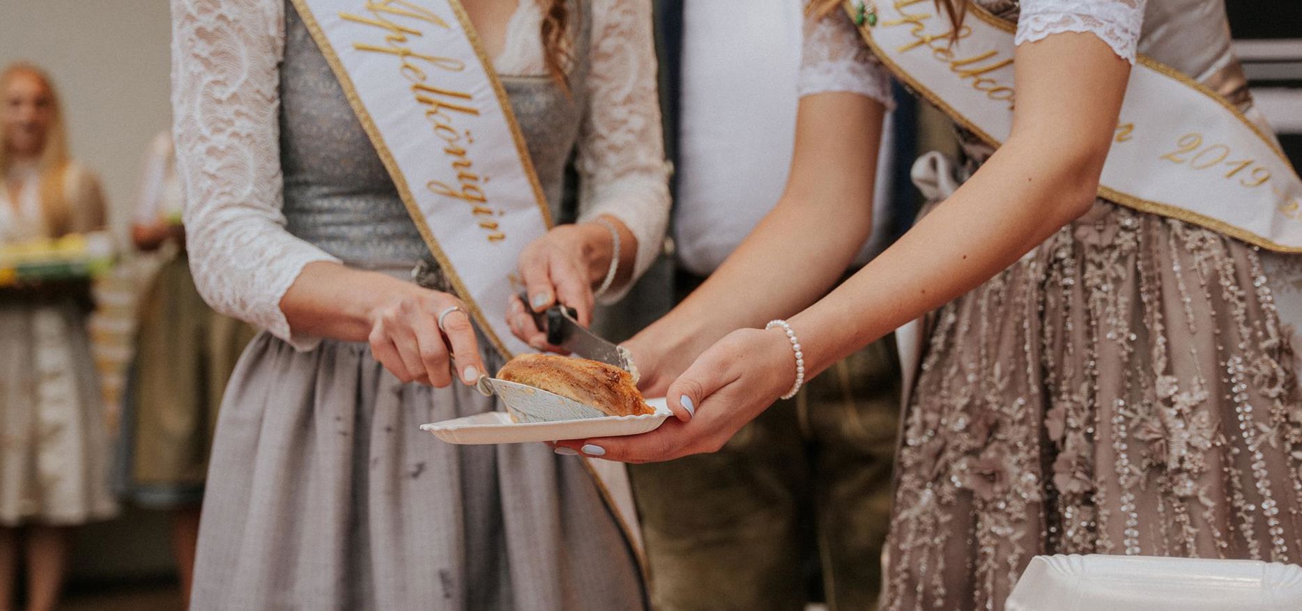 The apple queen is serving apple strudel